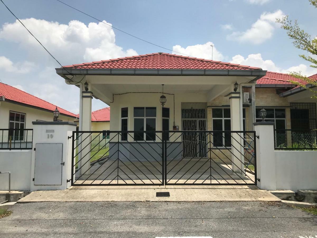 Patin Guest House @Desa Telok Ira, Temerloh Pahang Kampong Paya Kerinau Exteriér fotografie